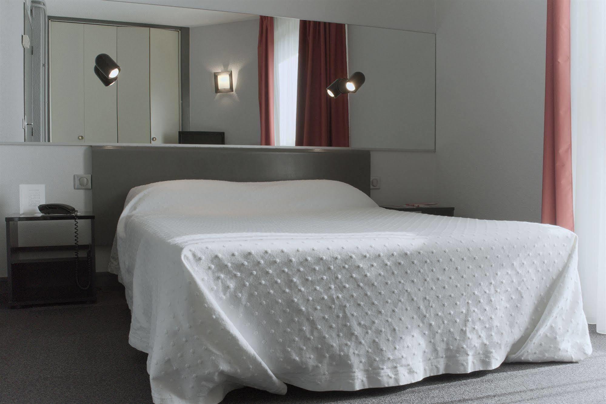 Inter-Hotel Toulouse Aeroport ブラニャック エクステリア 写真